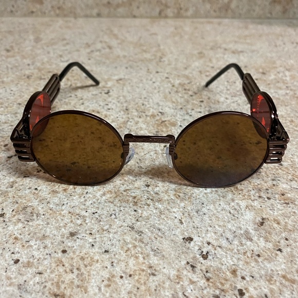 Bronze Medal Dragon Circle Frames - Picture 1 of 4